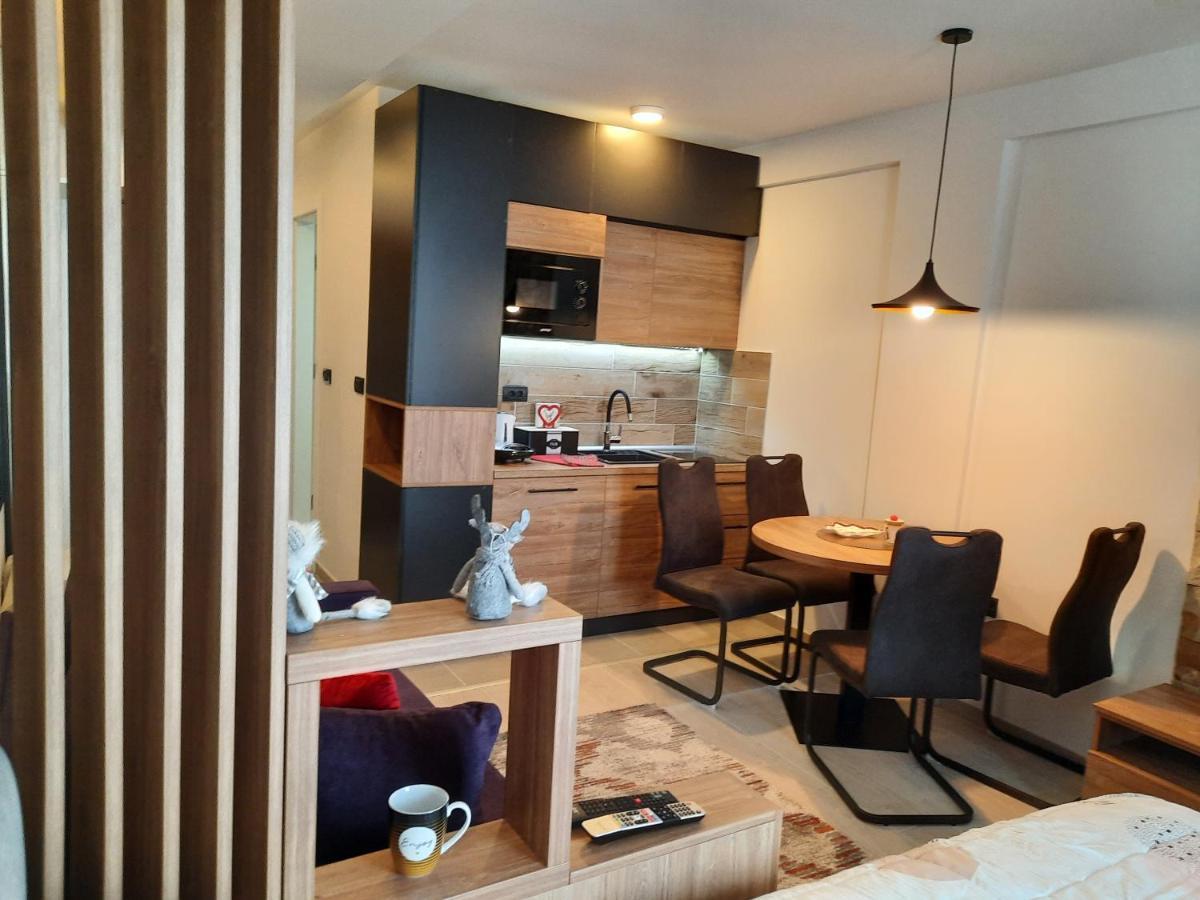 Apartman Enjoy N82 Milmari&Spa 카파오닉 외부 사진
